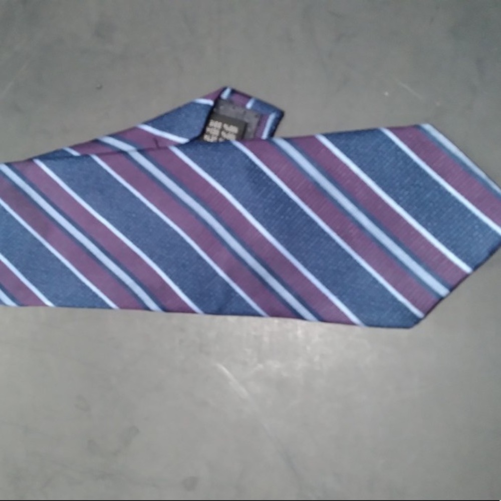 yves saint lauren tie